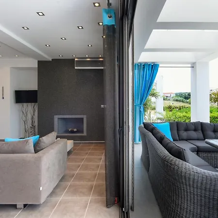 Pentanemi Luxury Вилла Ханиоти