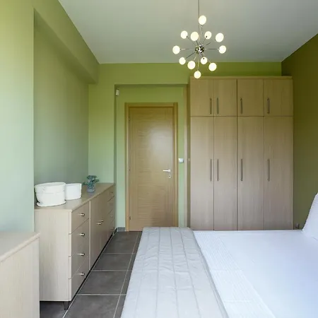 Pentanemi Luxury Hanioti