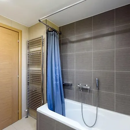 Pentanemi Luxury Hanioti