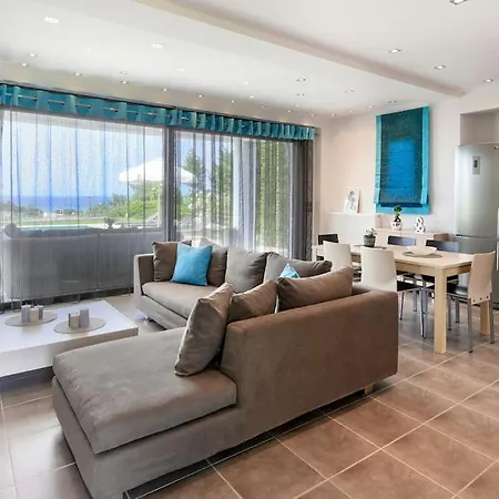 Pentanemi Luxury Villa